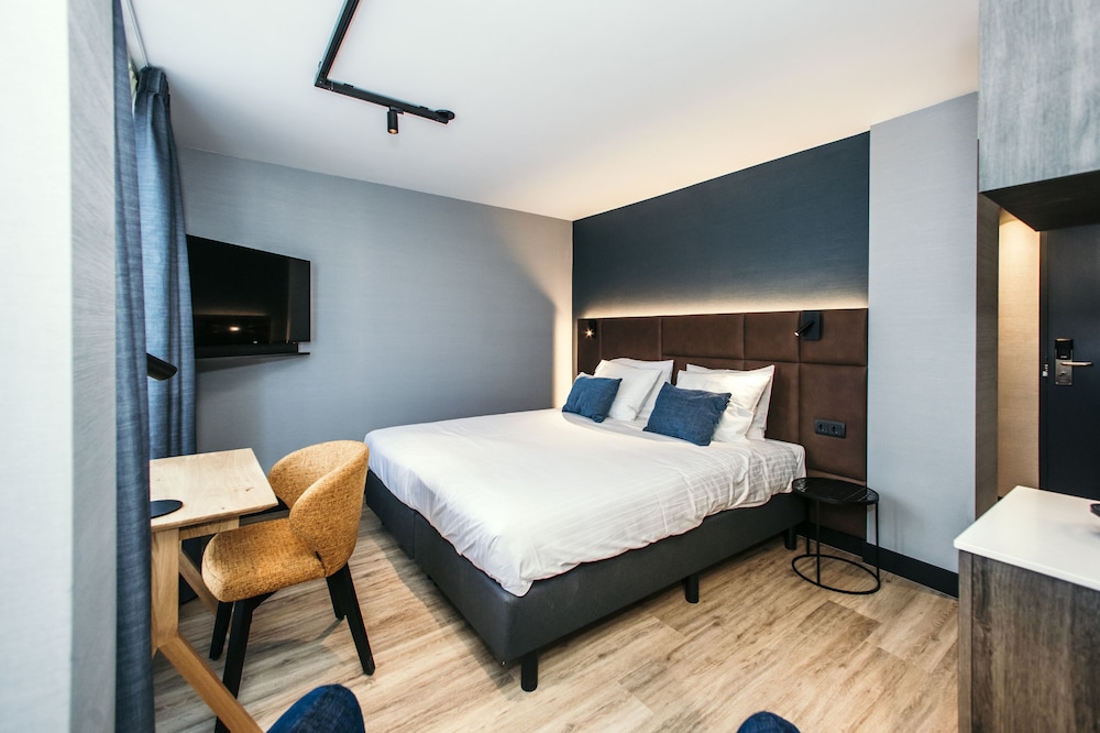 Amsterdam Beach Hotel 38/61