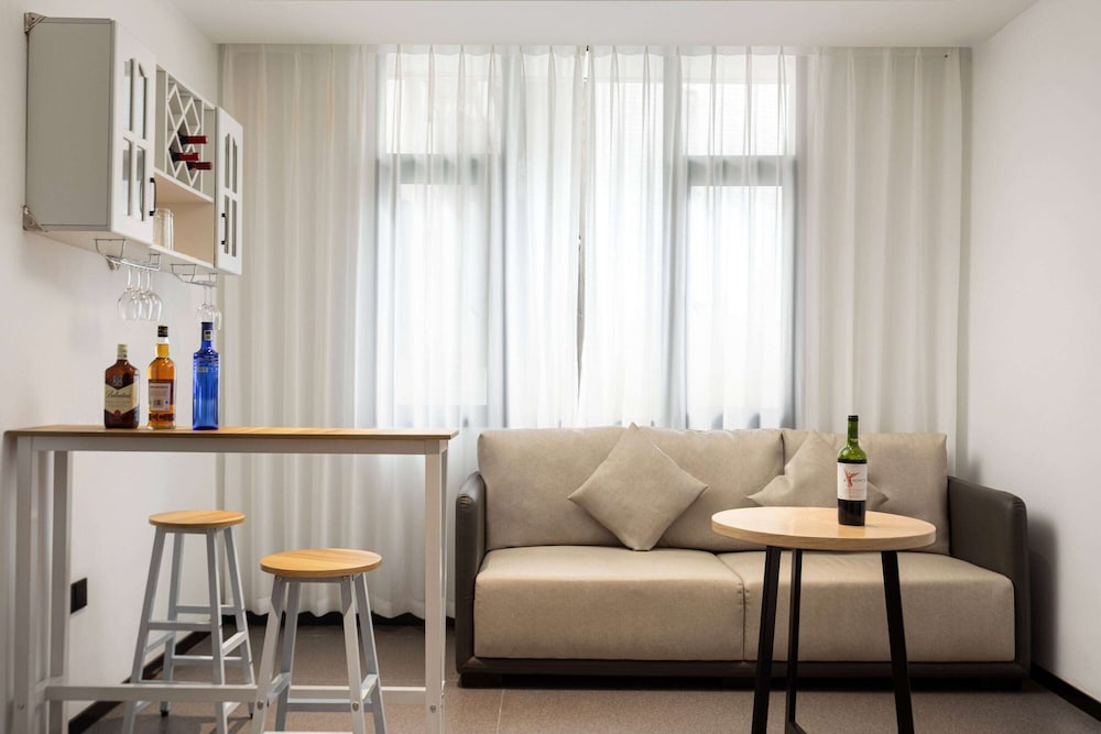 Days Inn by Wyndham Zunyi Conference Site 10/15
