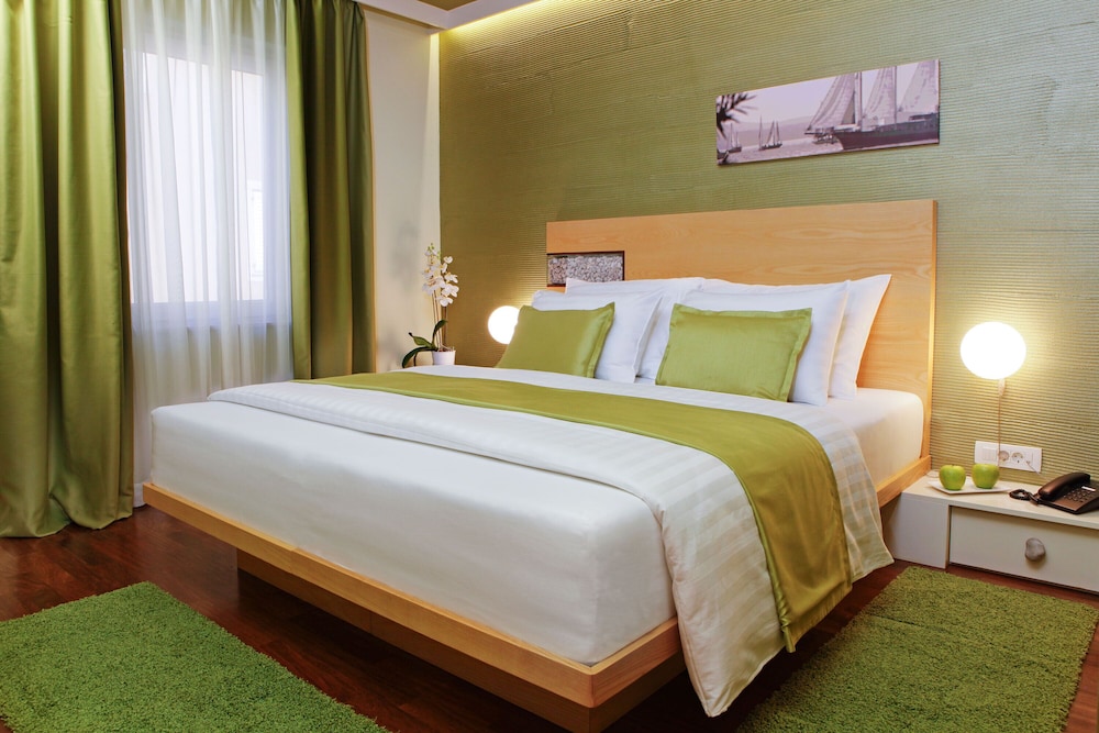 Superior, Double Bed, Balcony