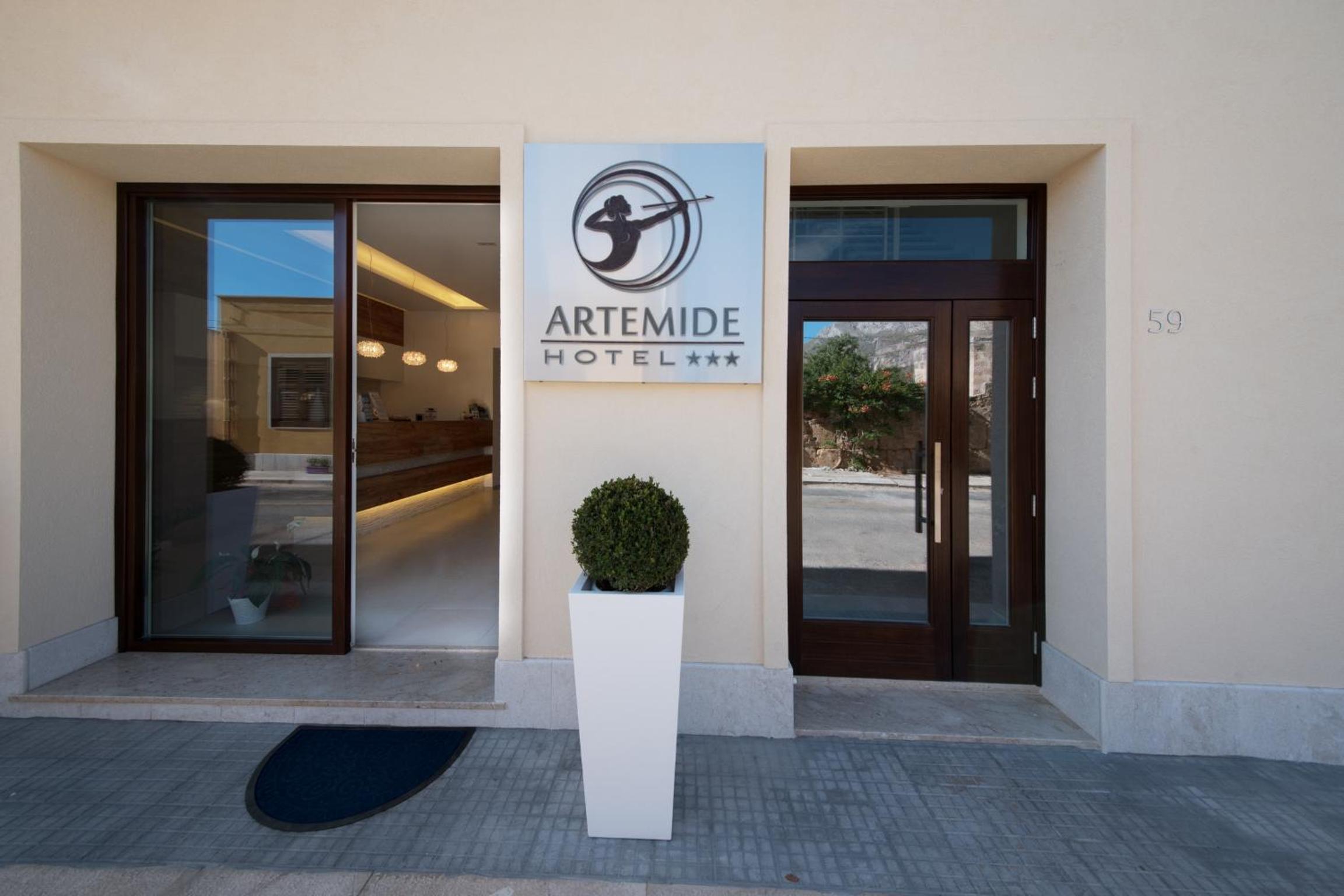 Artemide Hotel 27/50