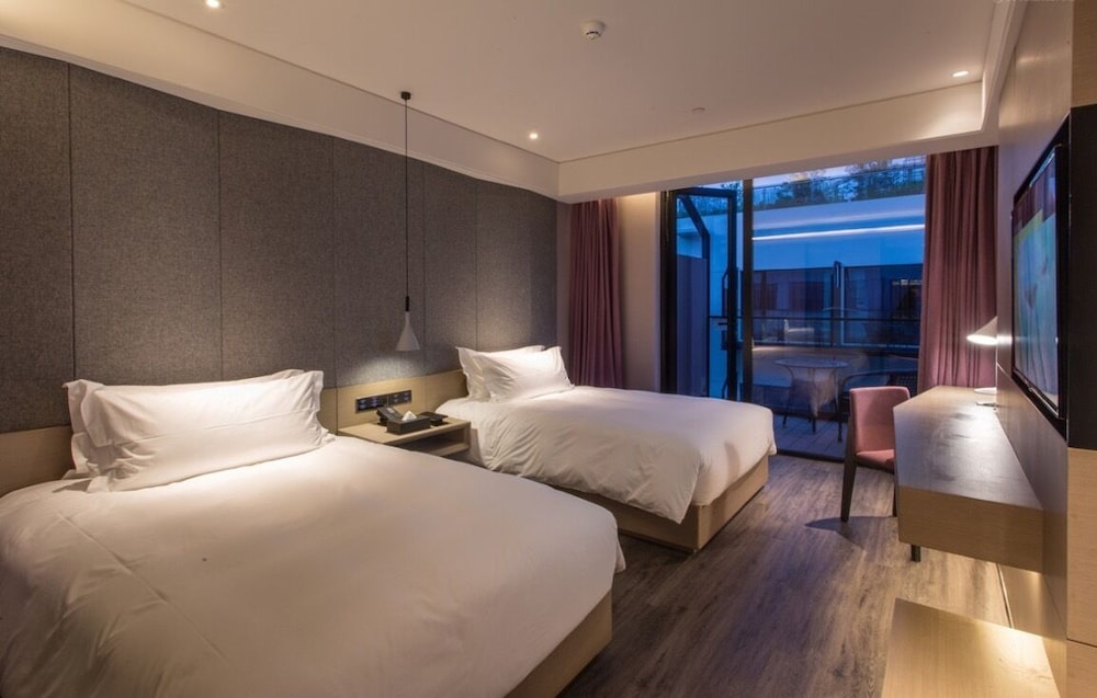 Mercure Suzhou Downtown 30/75