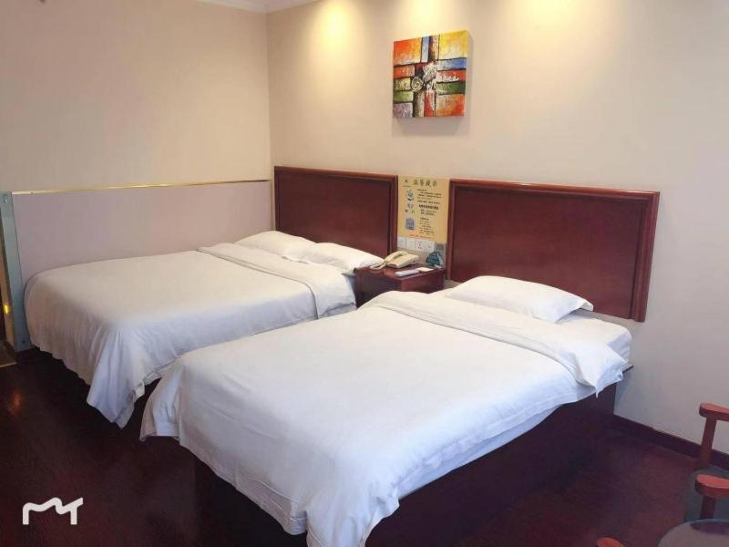Greentree Inn Shandong Qingdao Jiaozhou Datong Mansion Express Hotel 43/60