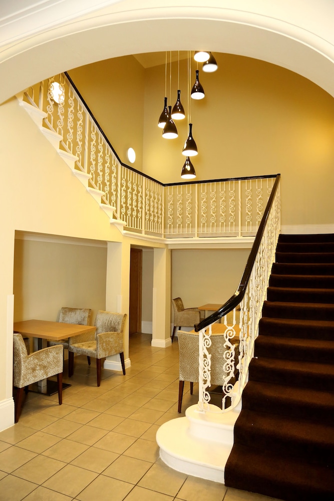 Shore View Hotel 39/49