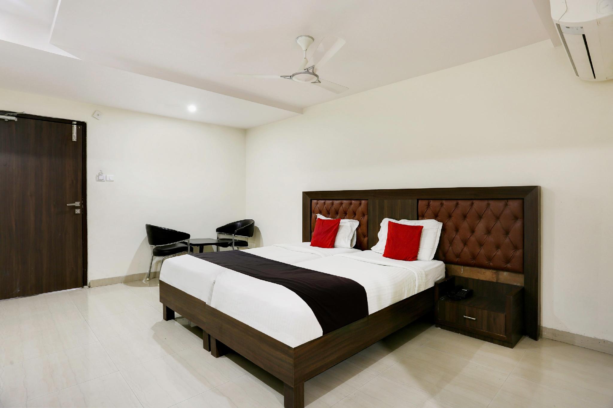 Classic, Double or Twin Bed
