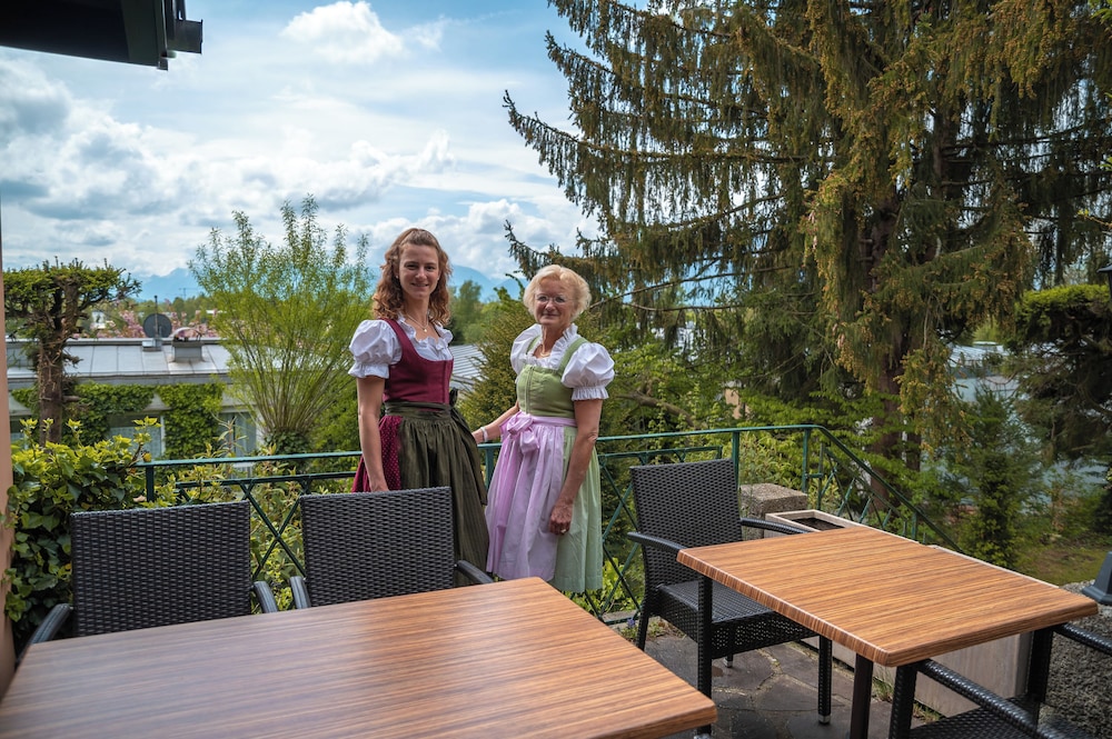Hotel Pension Haus Arenberg 34/50