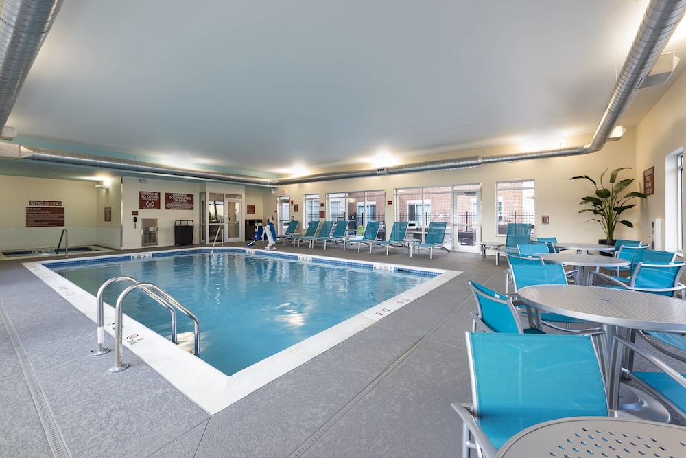 TownePlace Suites by Marriott Louisville North 4/40