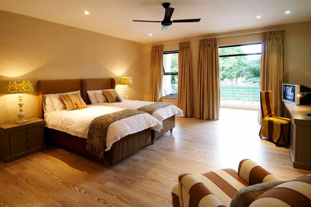 Sandton Lodge Rivonia 14/59