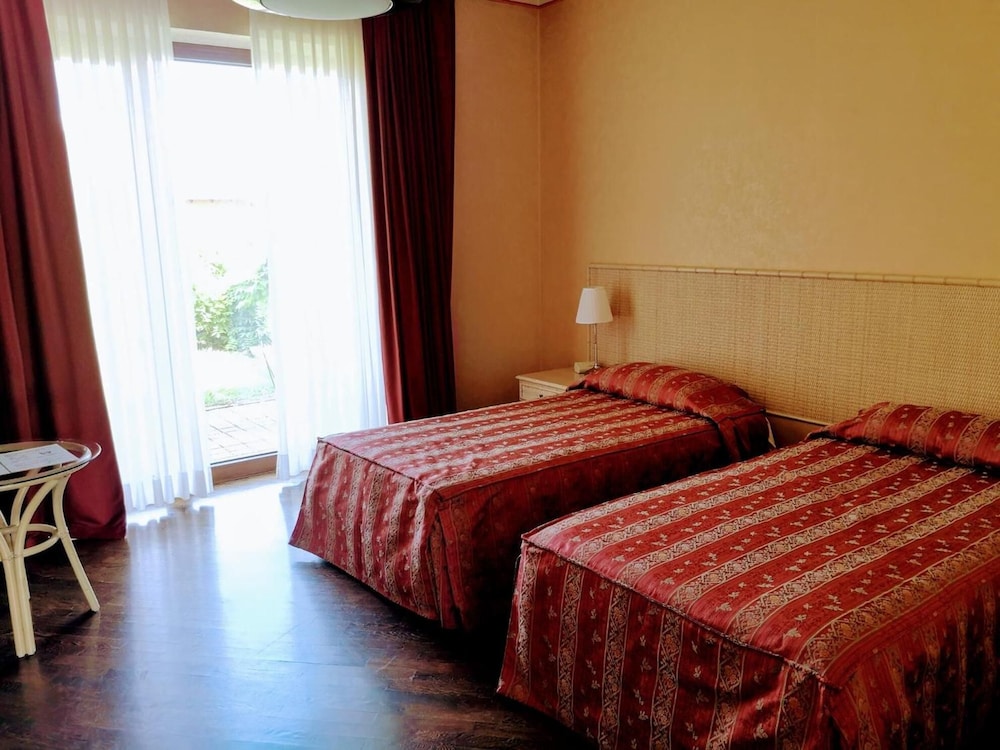 Serravalle Golf Hotel 10/50