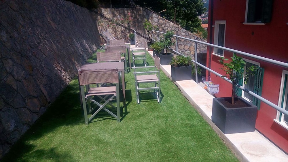 B&B Via Delle 5 Terre 44/47