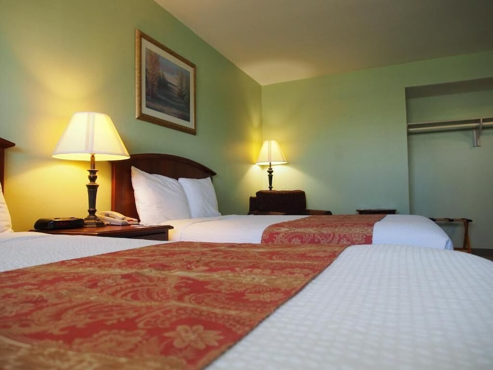 Inn at The Waterpark 26/64