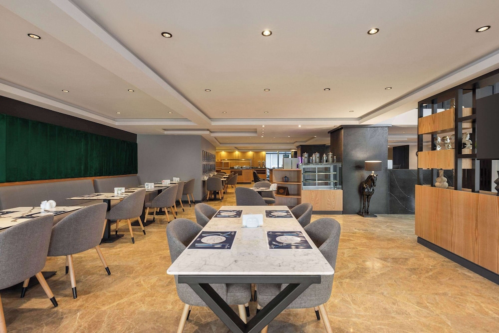 Days Inn by Wyndham Istanbul Arnavutkoy 46/51