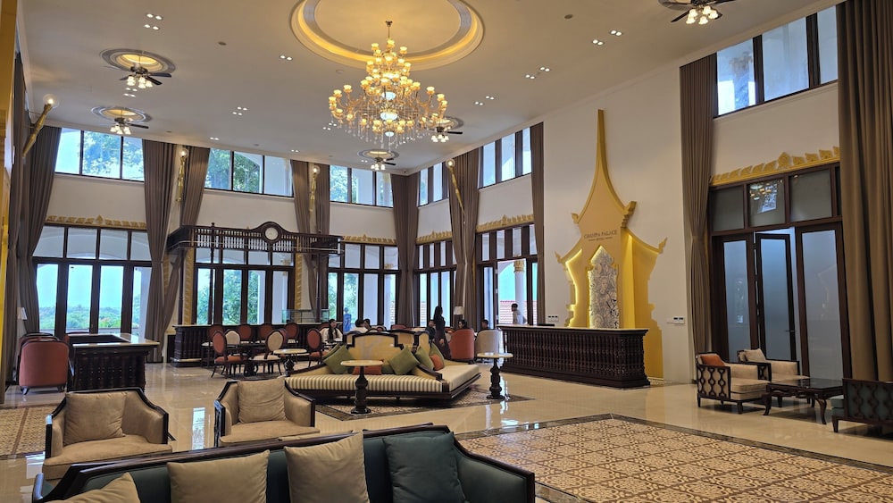 Champasak Palace Hotel 45/65