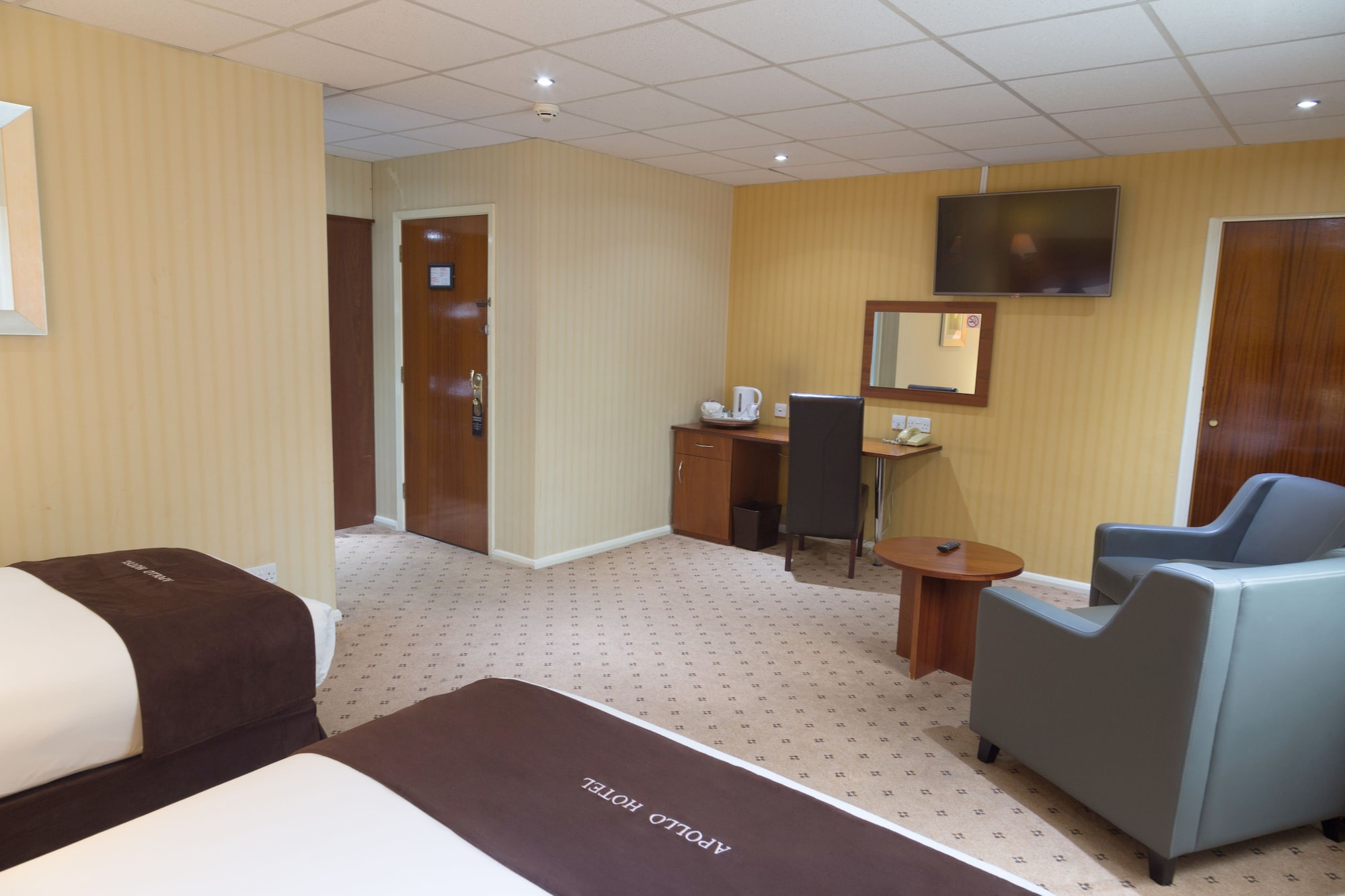 EXECUTIVE, FAMILY, 1 DOUBLE AND 1 SINGLE BED