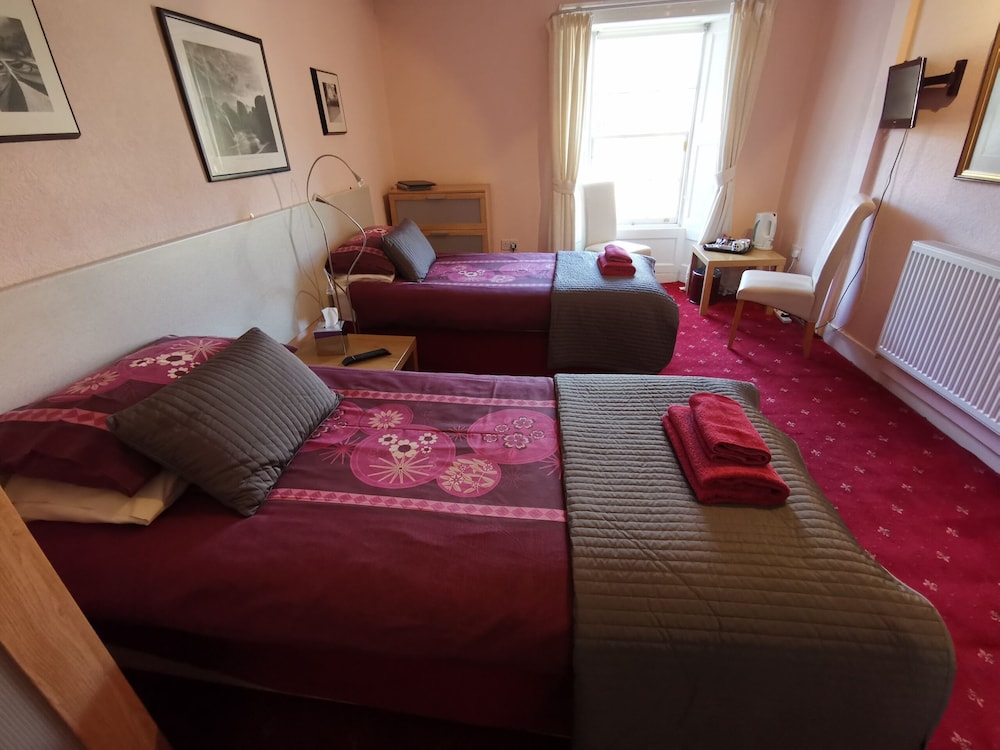 St Ronans Hotel (ex Oyo) 14/26