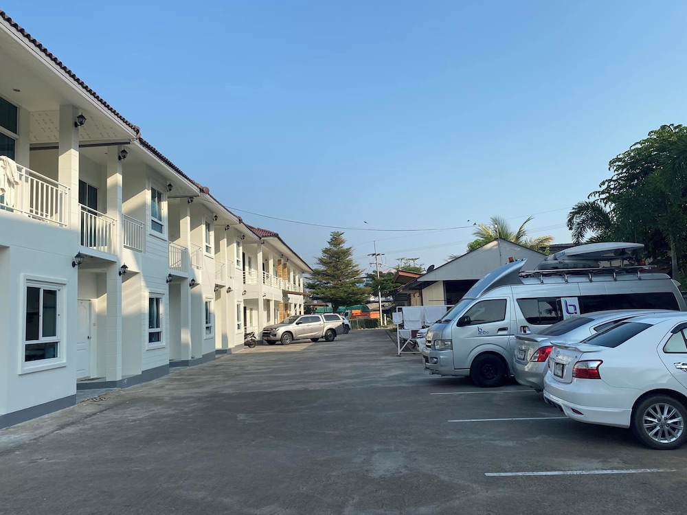 Thanavill Resort 35/50