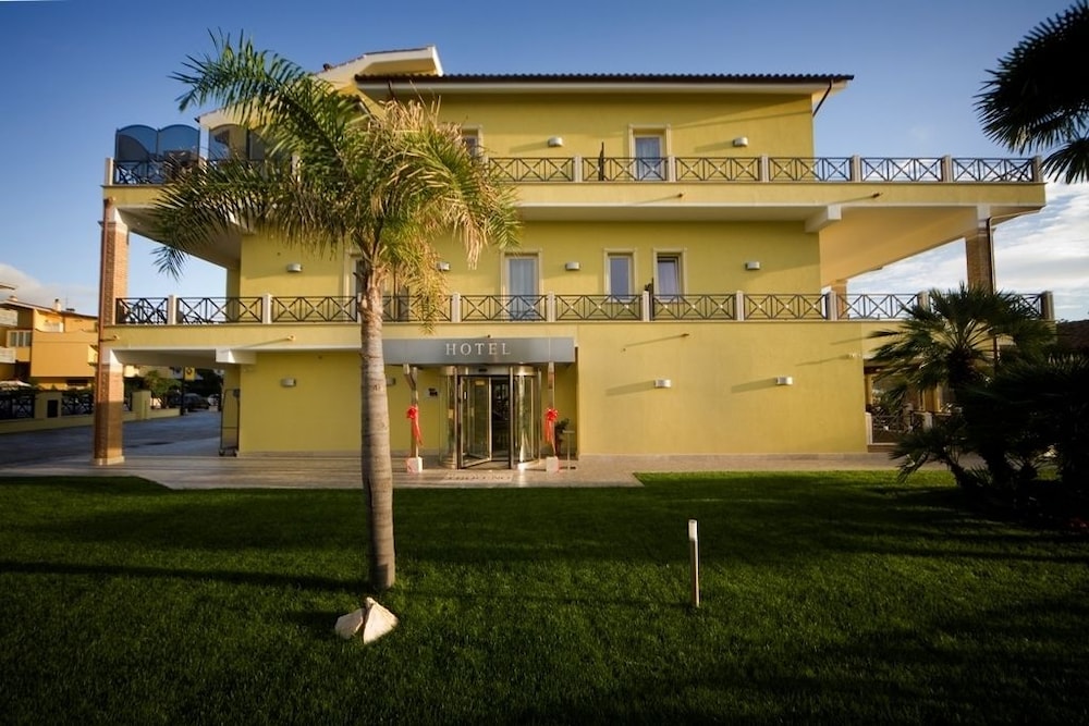 Villa Tirreno 3/64