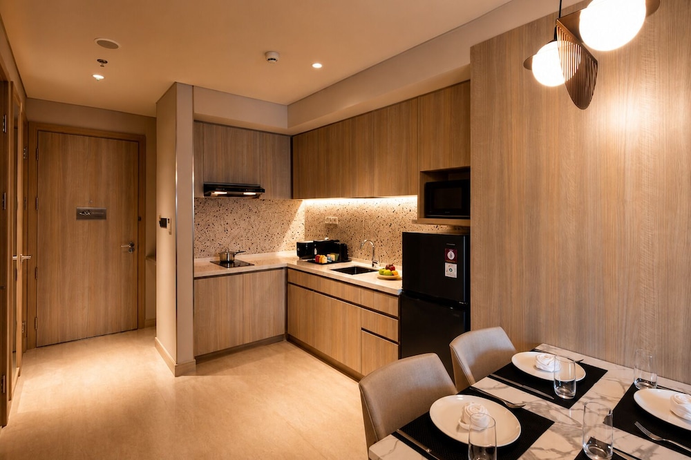 Swissotel Living Jakarta Mega Kuningan 23/50