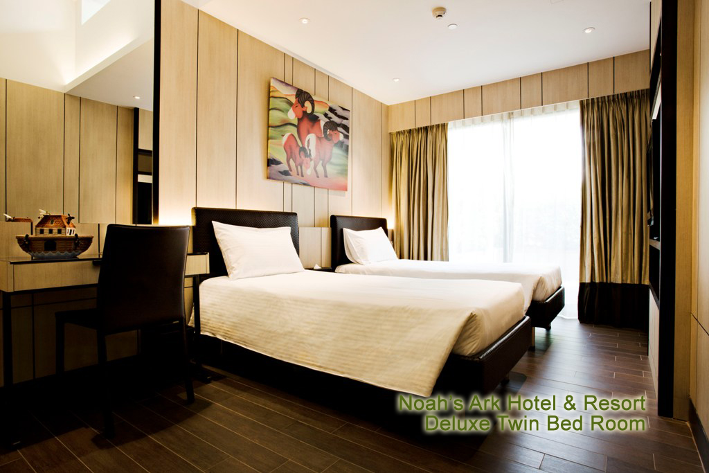 Noah’s Ark Hotel & Resort 7/26