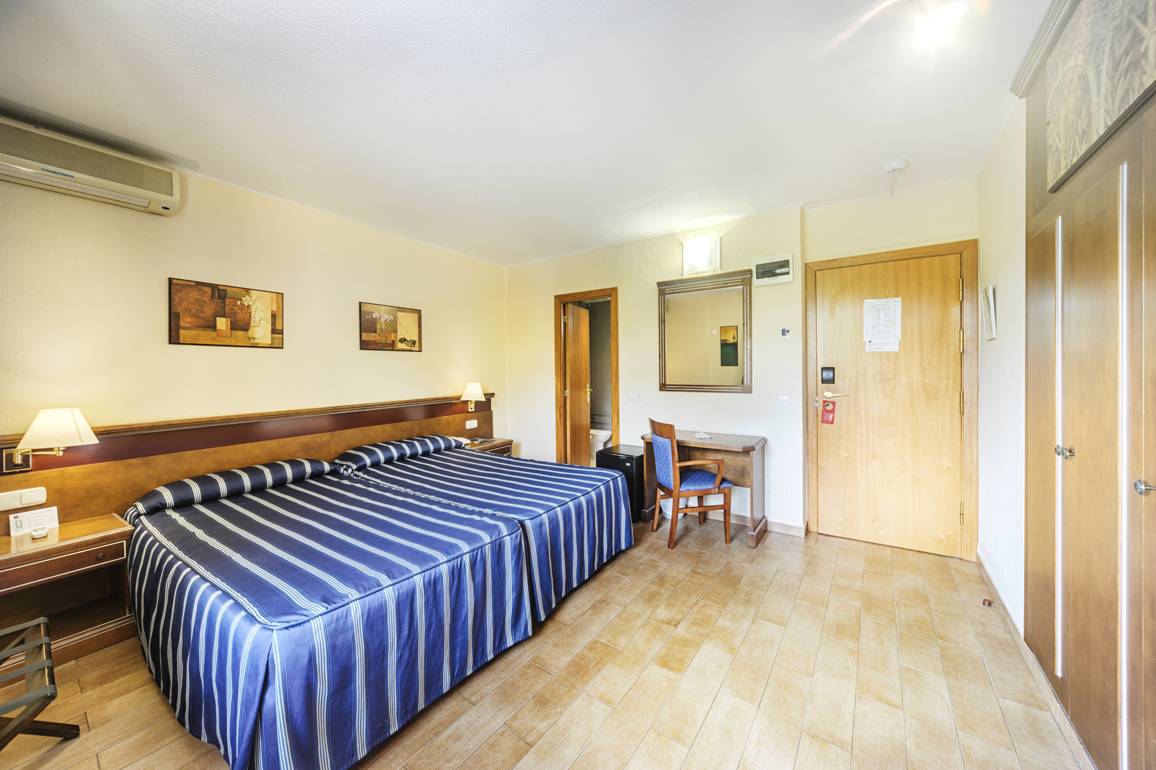 Standard, Double Bed