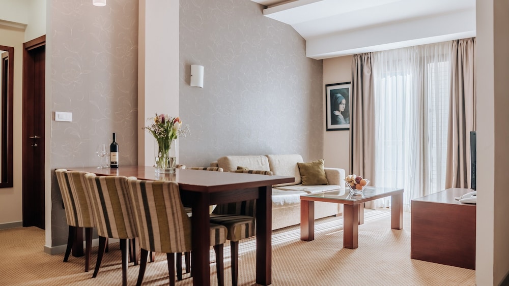 Hotel Del Mar 43/50