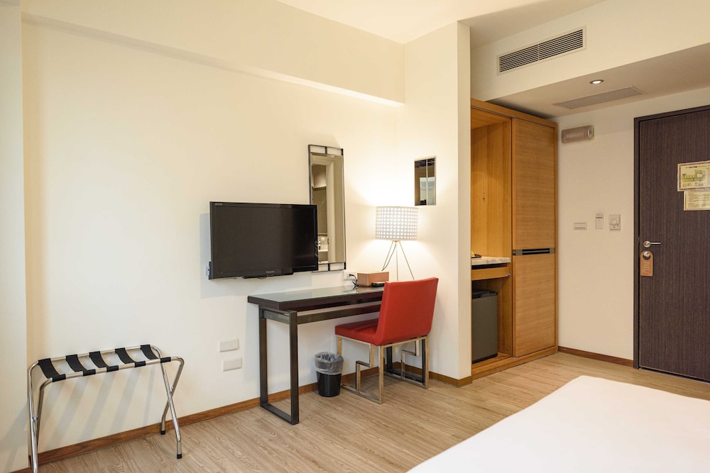 Jih Lih Hotel 31/38