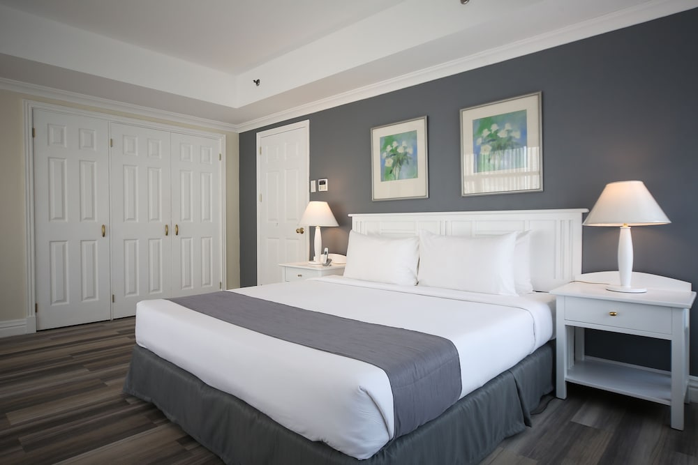Infinity Towers Suites 12/50