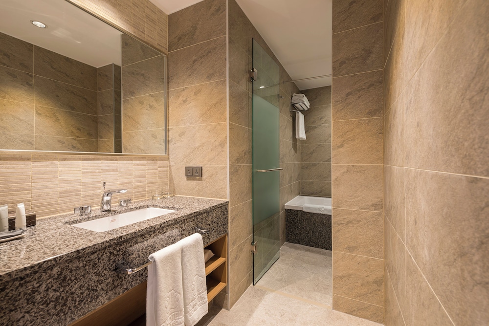 Stanford Hotel & Resort Tongyeong 53/57