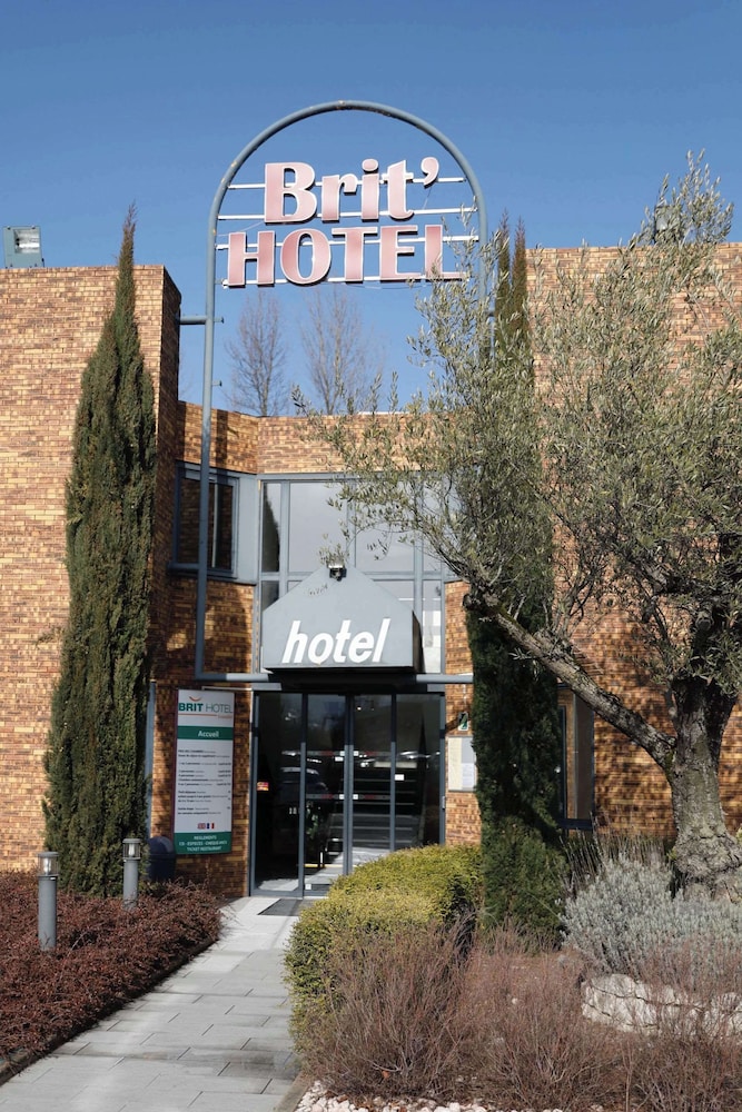 Brit Hotel Chambery 52/55