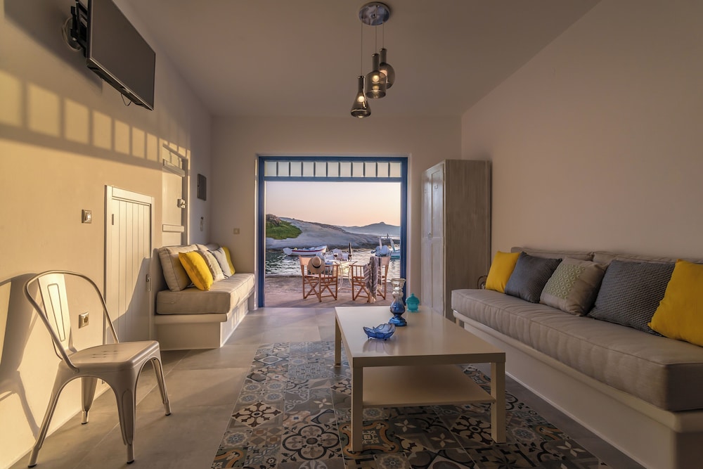 Vilos Suites 24/50