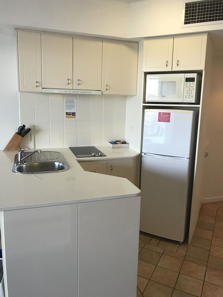 Ramada Resort by Wyndham Golden Beach 18/40