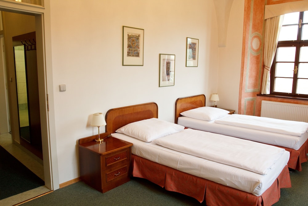Hotel Adalbert 20/69