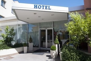Hotel Concorde 1/36