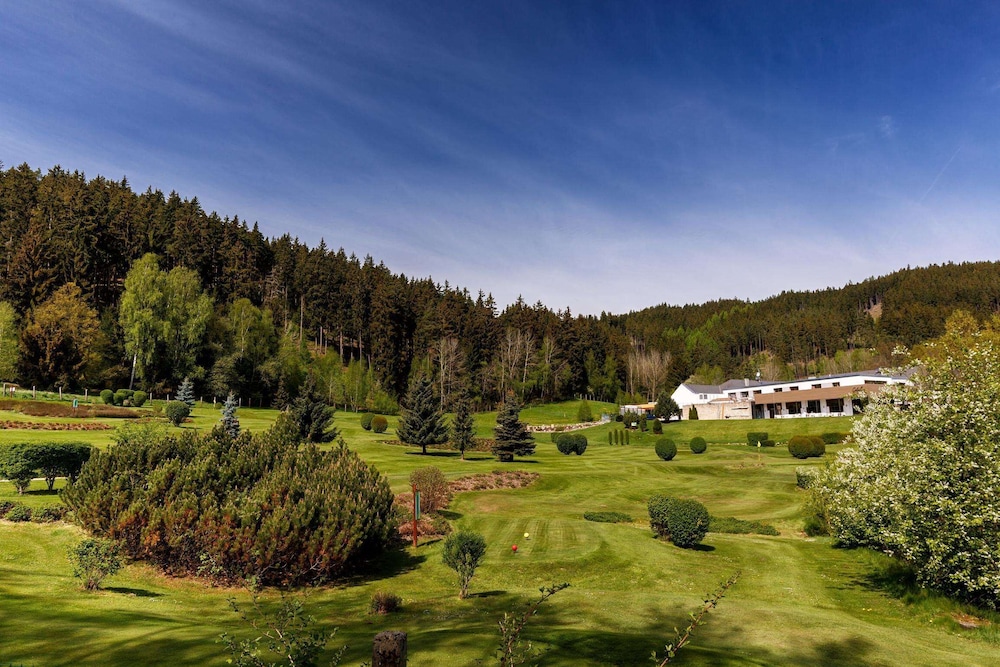 Cihelny Golf & Wellness Resort 66/69