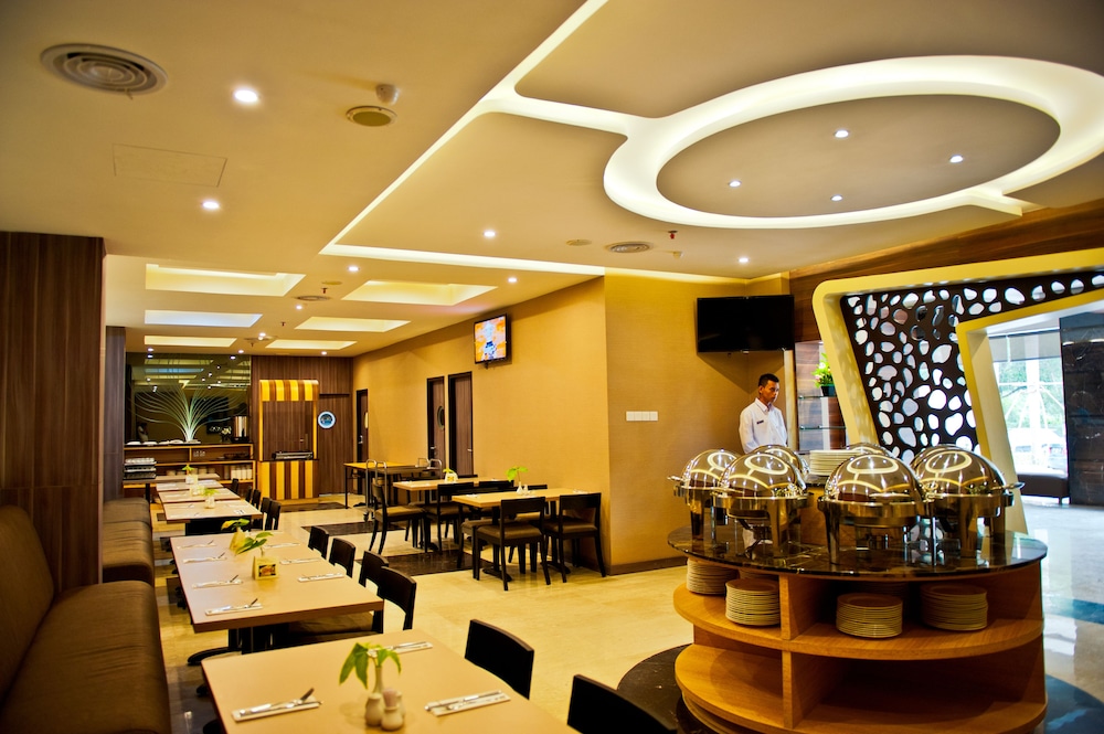 Biz Hotel Batam 47/59