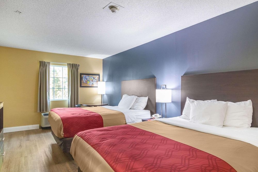 SureStay Hotel by Best Western Brunswick 13/24