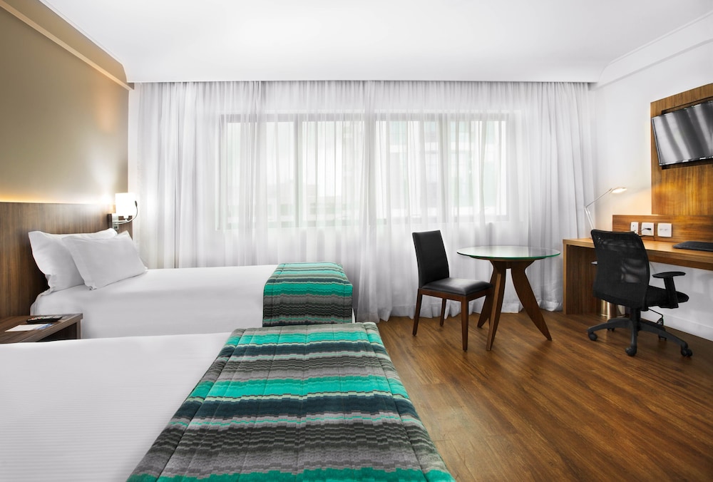Melia Ibirapuera 30/77