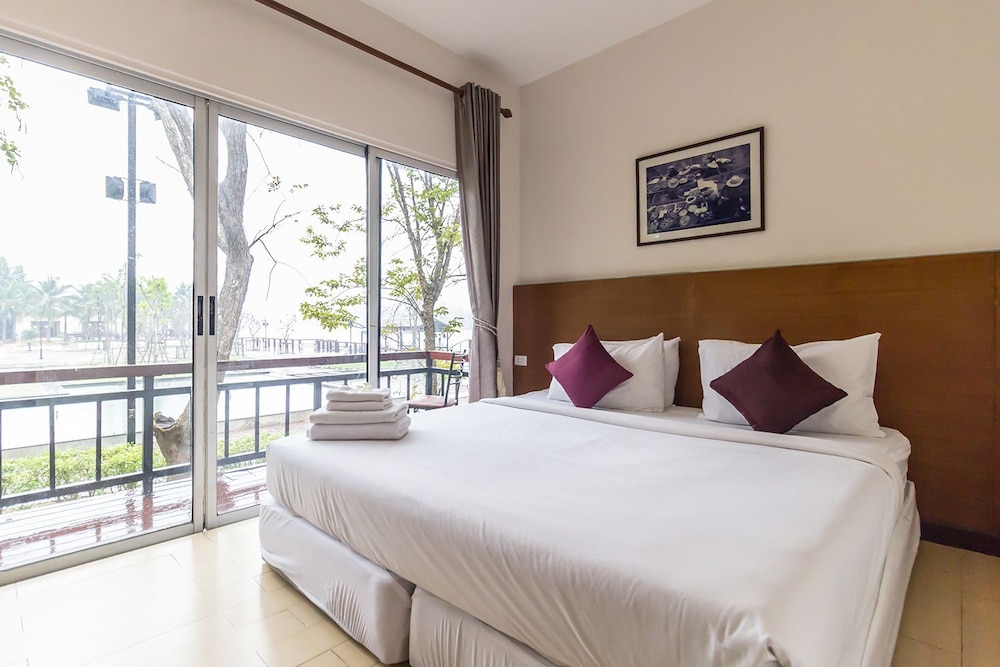Baan Tai Had Resort and Water Sports 11/50