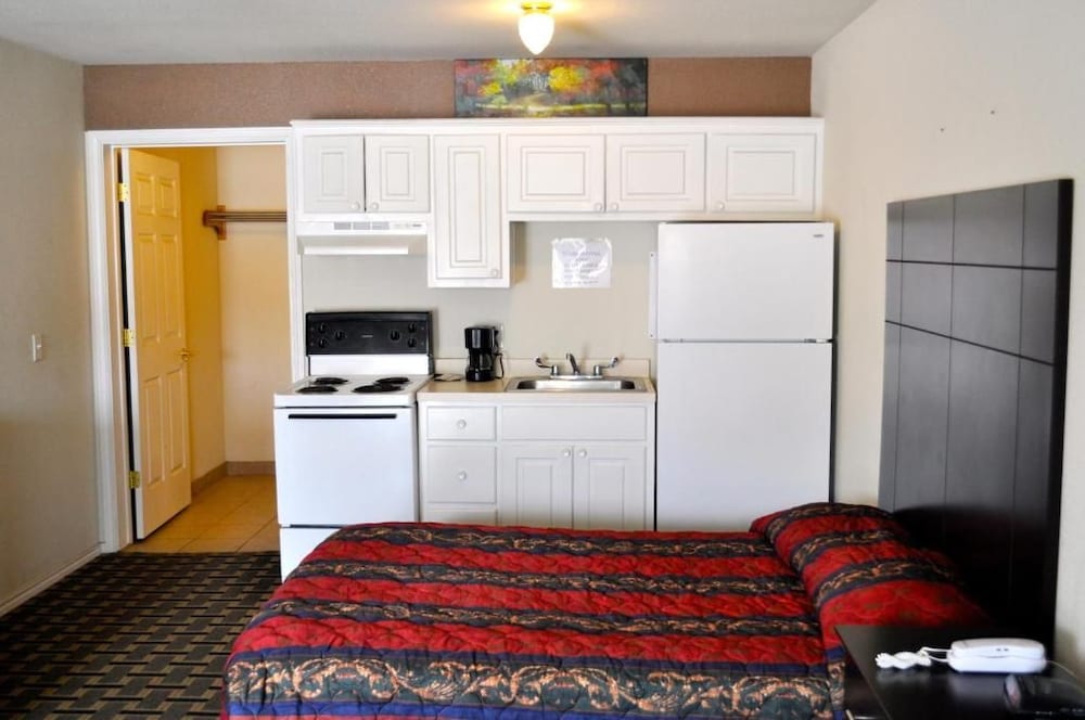 Andrews Motor Inn 6/51