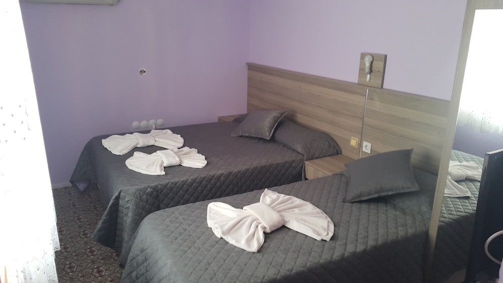 ALBERGO CESME 6/50