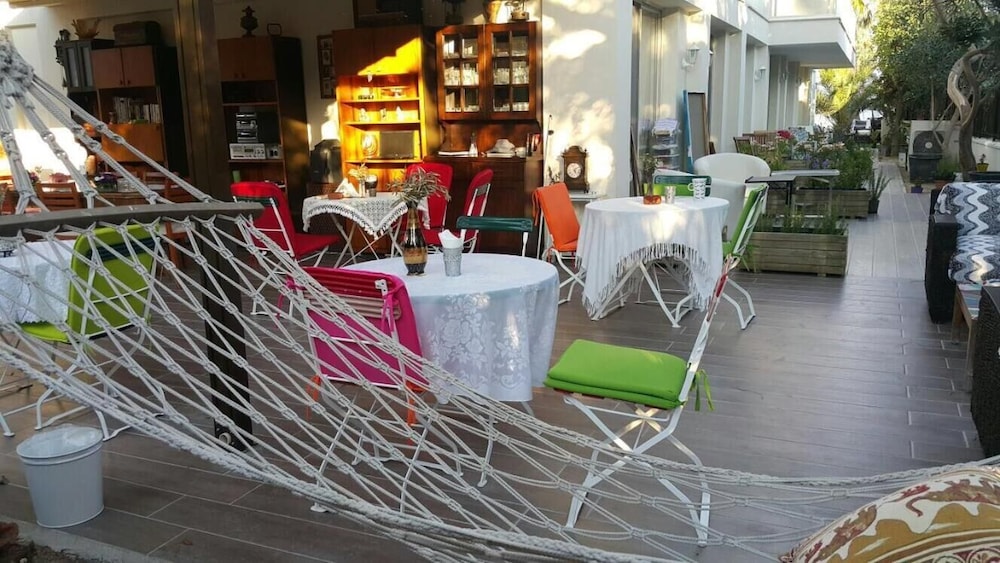 Destina Boutique Hotel 30/42