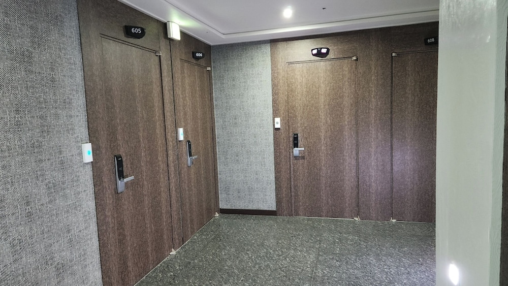 Galleria Hotel 31/50