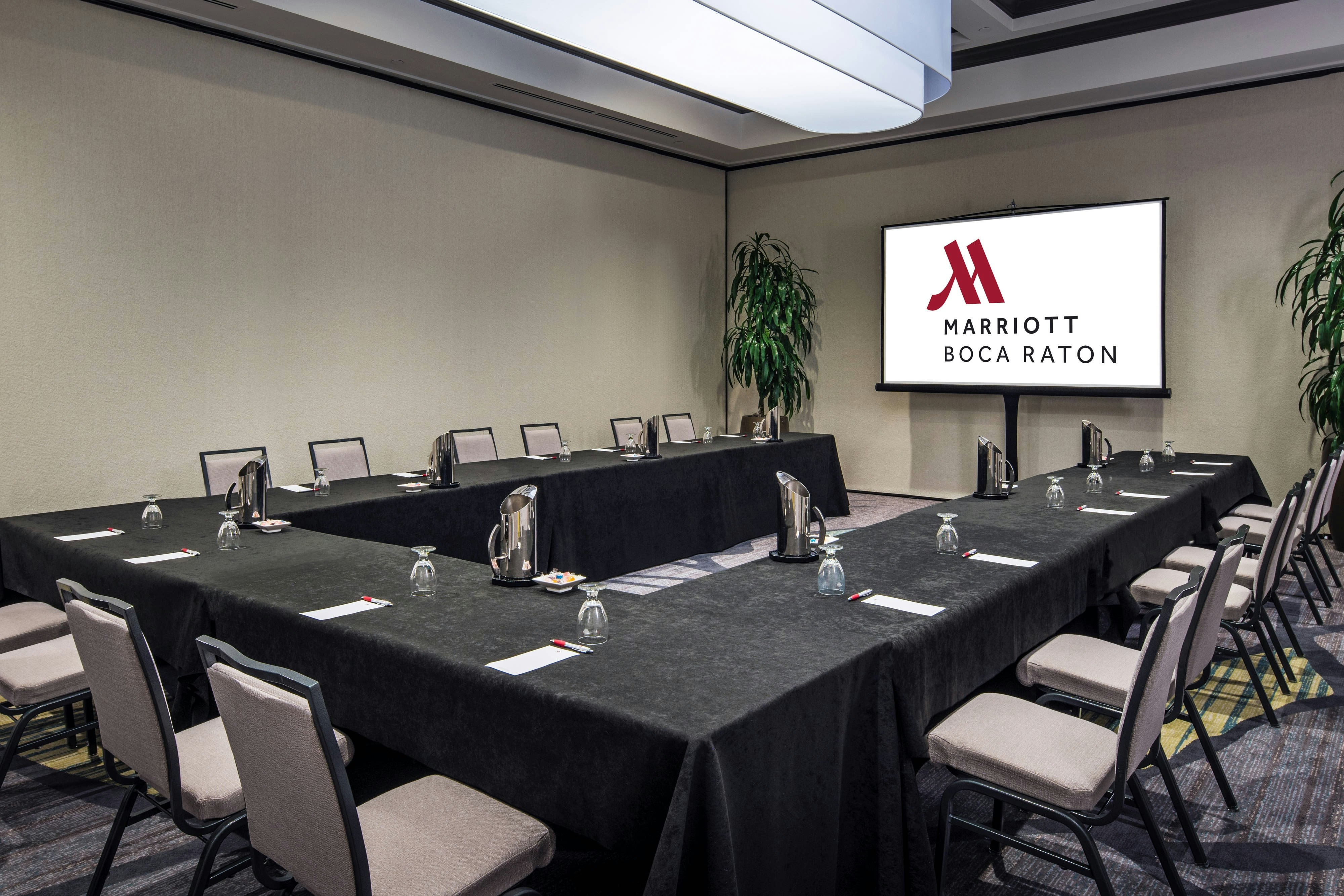 Boca Raton Marriott At Bocacenterhotel 41/48