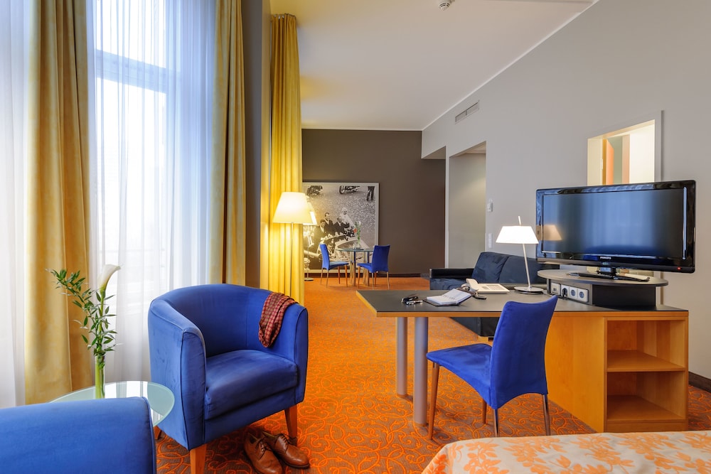 Mercure Hotel & Residenz Checkpoint Charli 41/48
