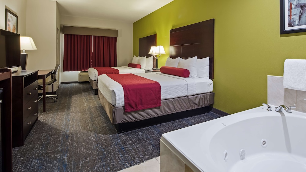 Best Western Plus Mansfield Inn & Suites 10/34