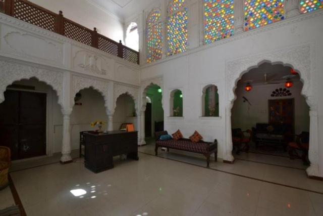Rawla Mrignayani Palace 2/67