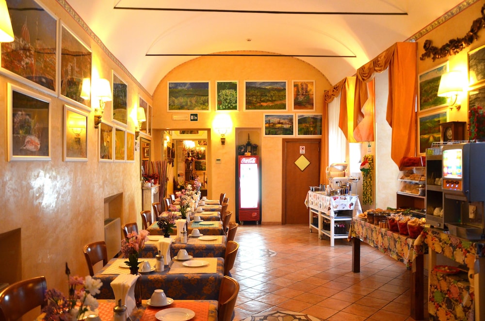 Hotel Mia Cara 31/50