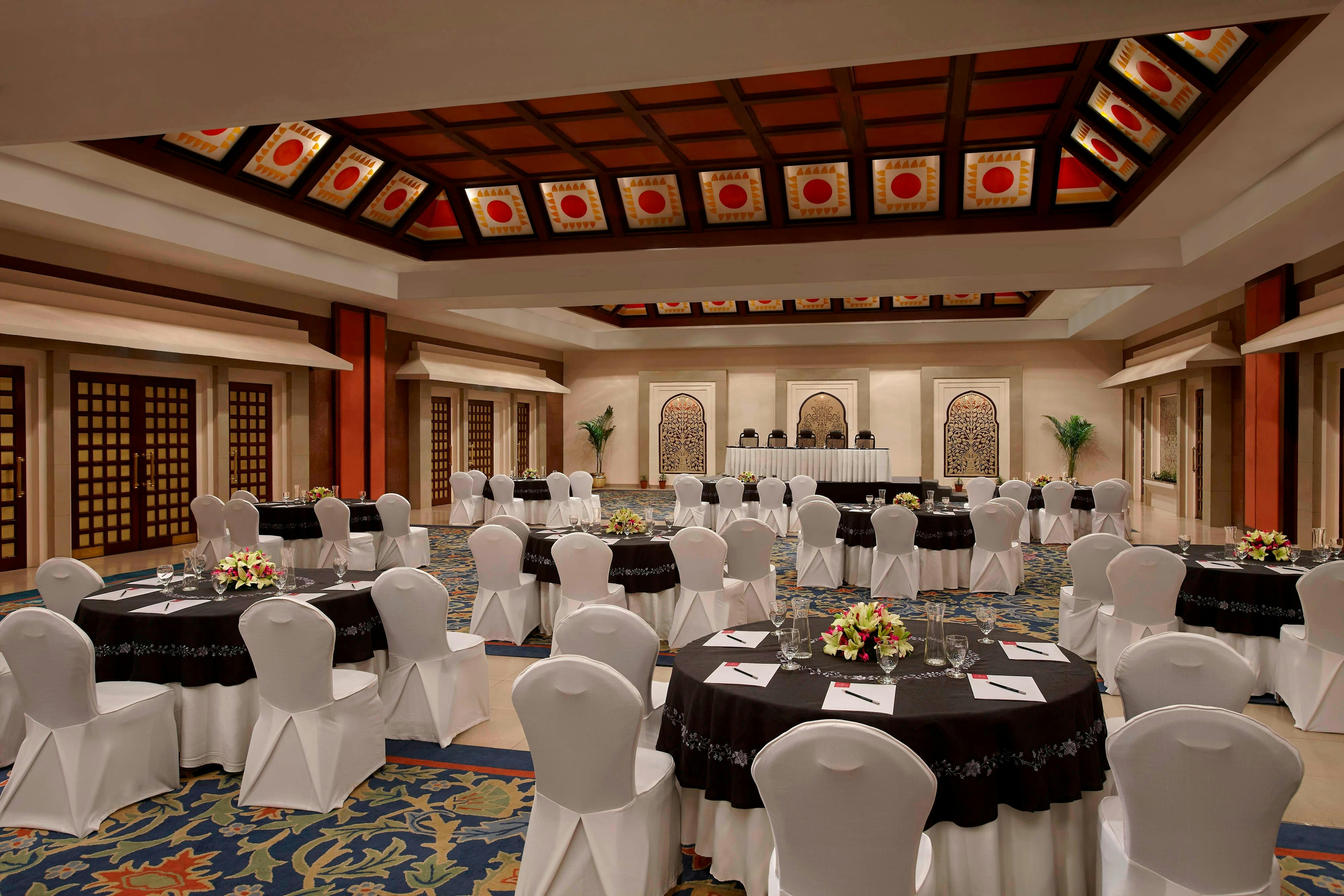 ITC RAJPUTANA, A LUXURY COLLECTION HOTEL 40/44