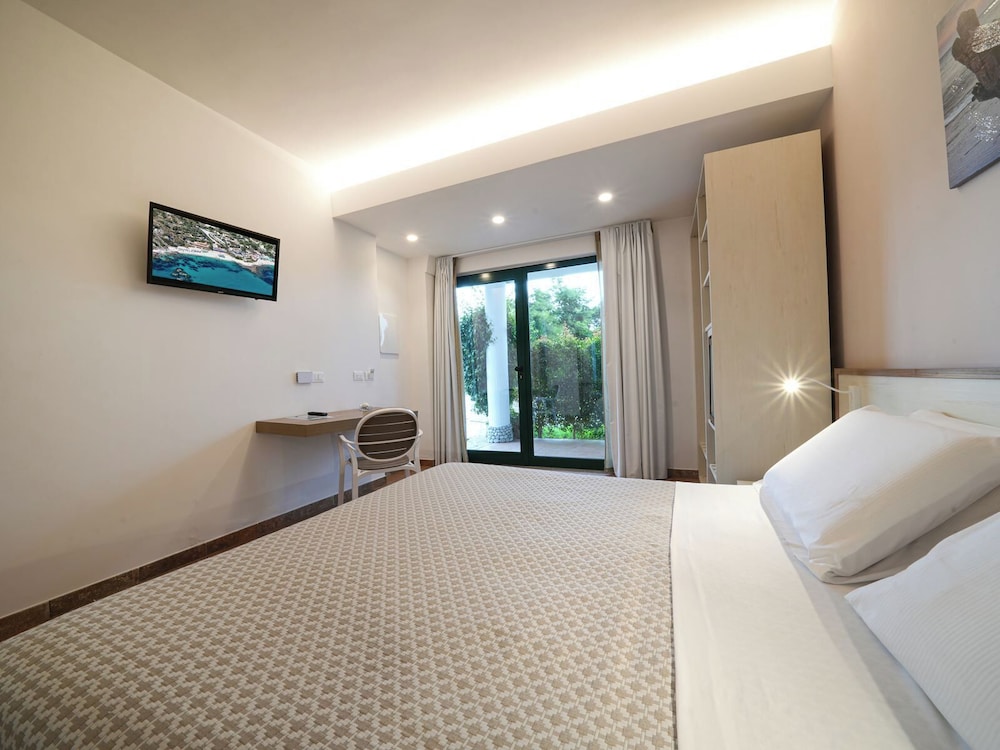 HOTEL MARINELLA(FORMERLY Luzia By Marinella) 12/49