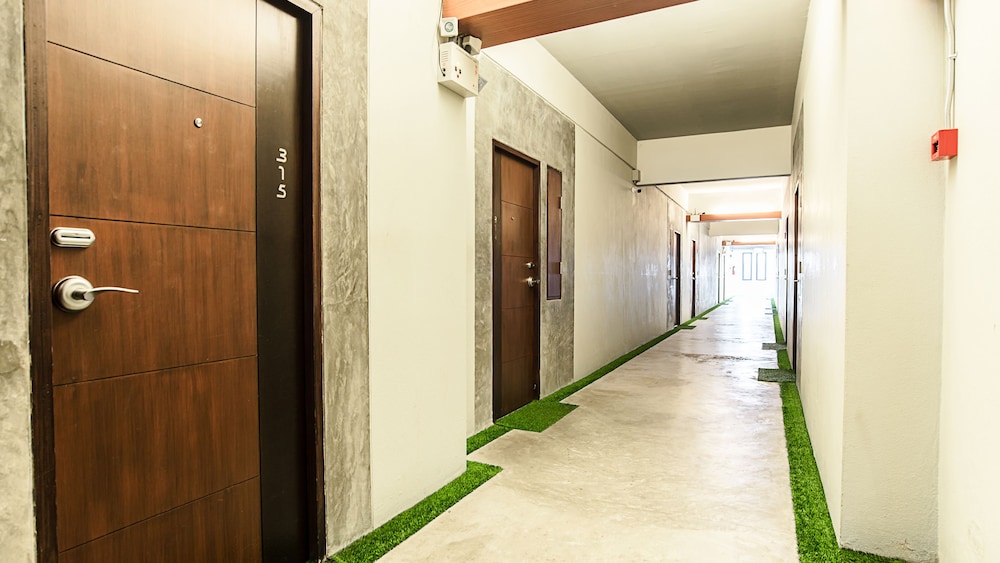B2 Green Boutique & Budget Hotel 7/62