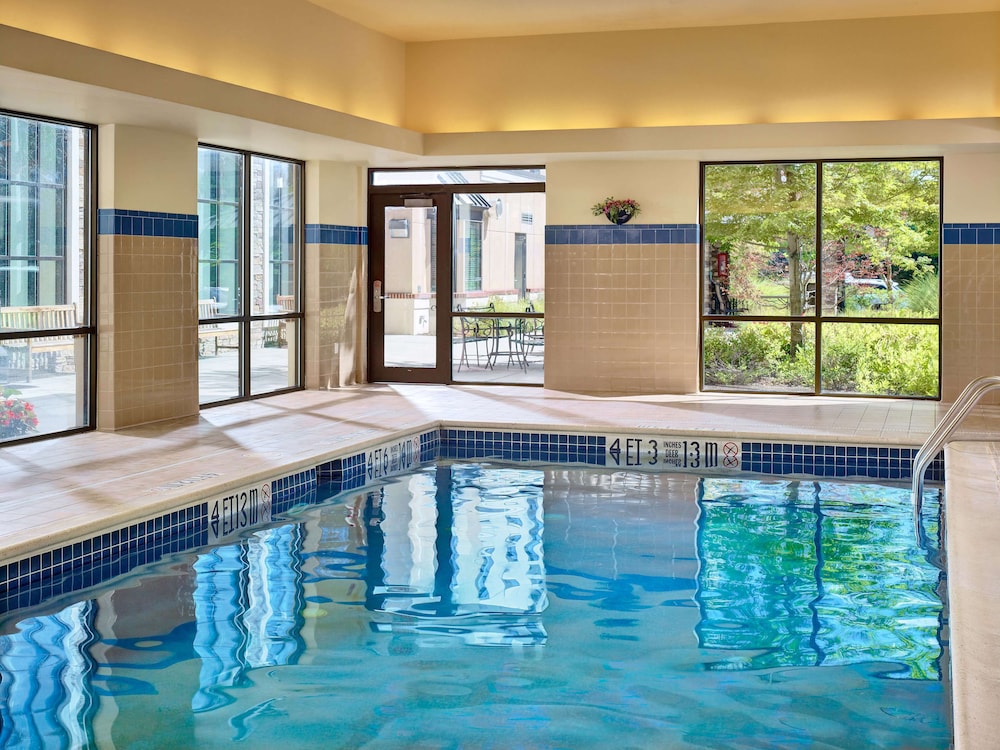 swimming pool spa